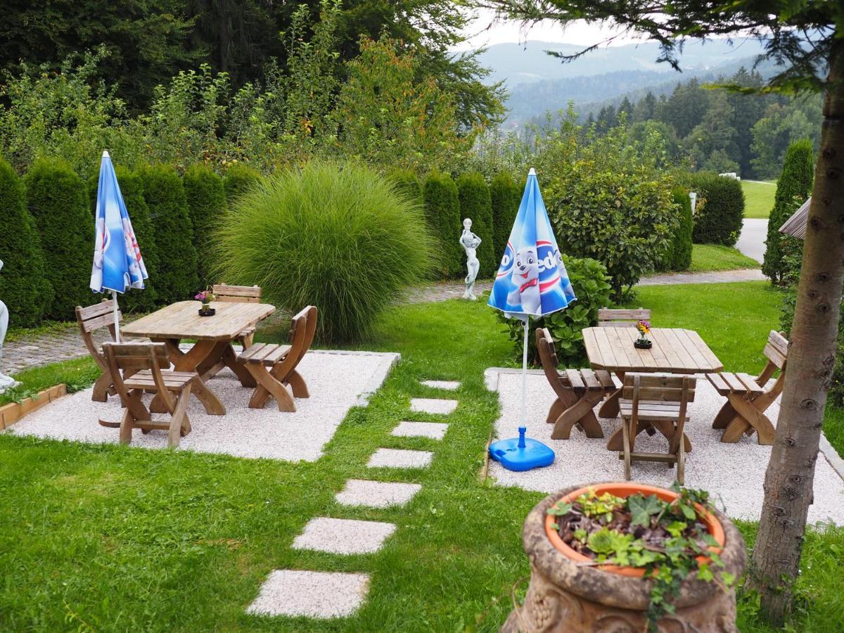 Bed and Breakfast Gostilna Pik Prevalje Esterno foto