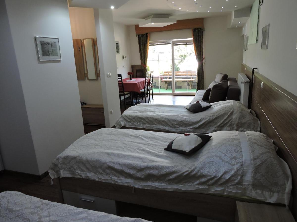 Bed and Breakfast Gostilna Pik Prevalje Esterno foto